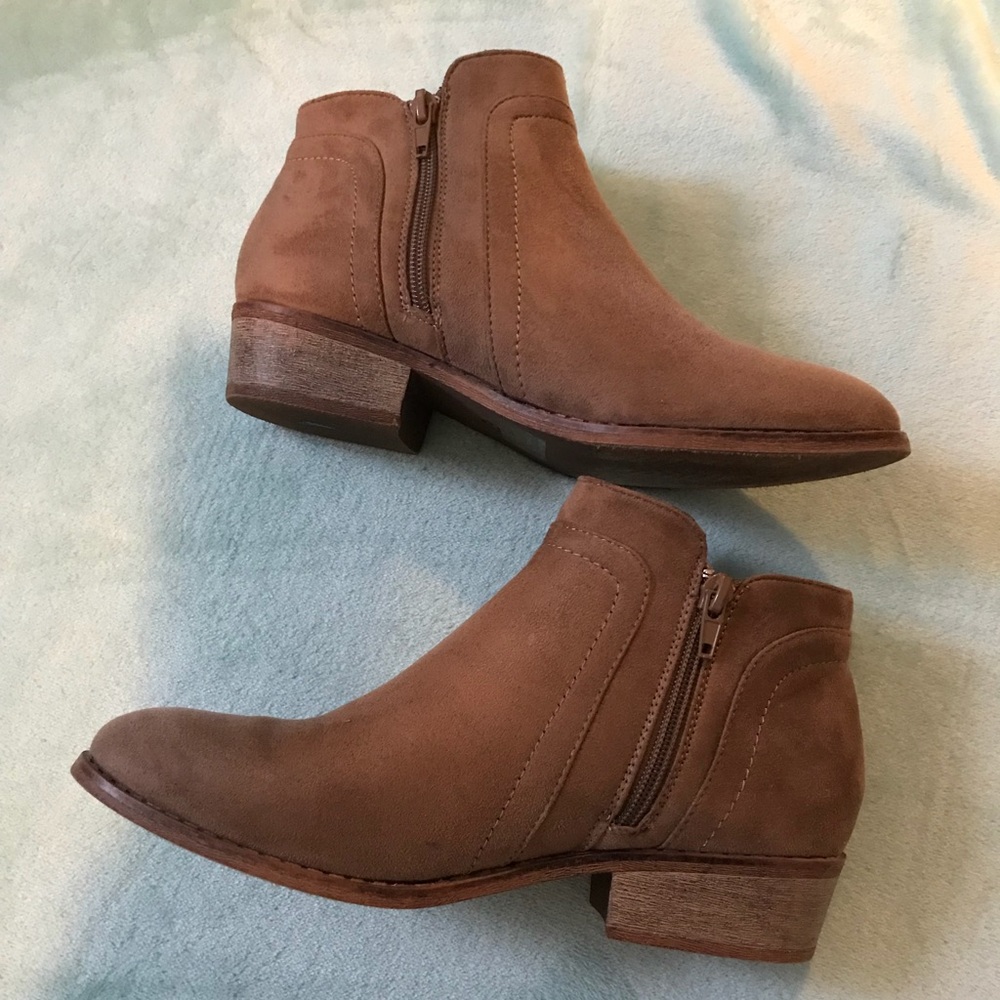 Brown boots!